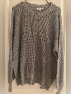 Women’s American Eagle Gray Henley Waffle-Knit Sweater size M